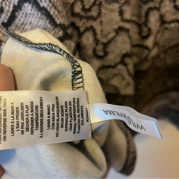 EUC size L snake skin print party peplum dress with mesh - Picture 4 of 5